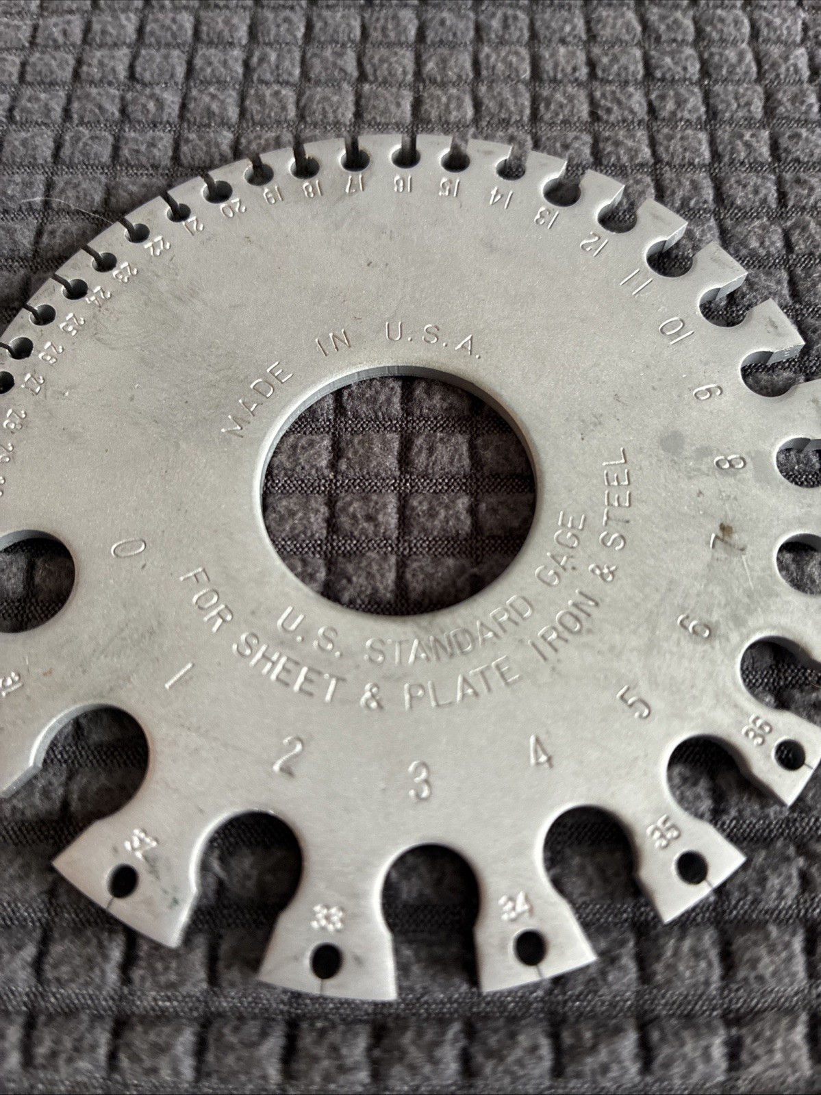 US Standard Gauge for Sheet & Plate Iron & Steel .