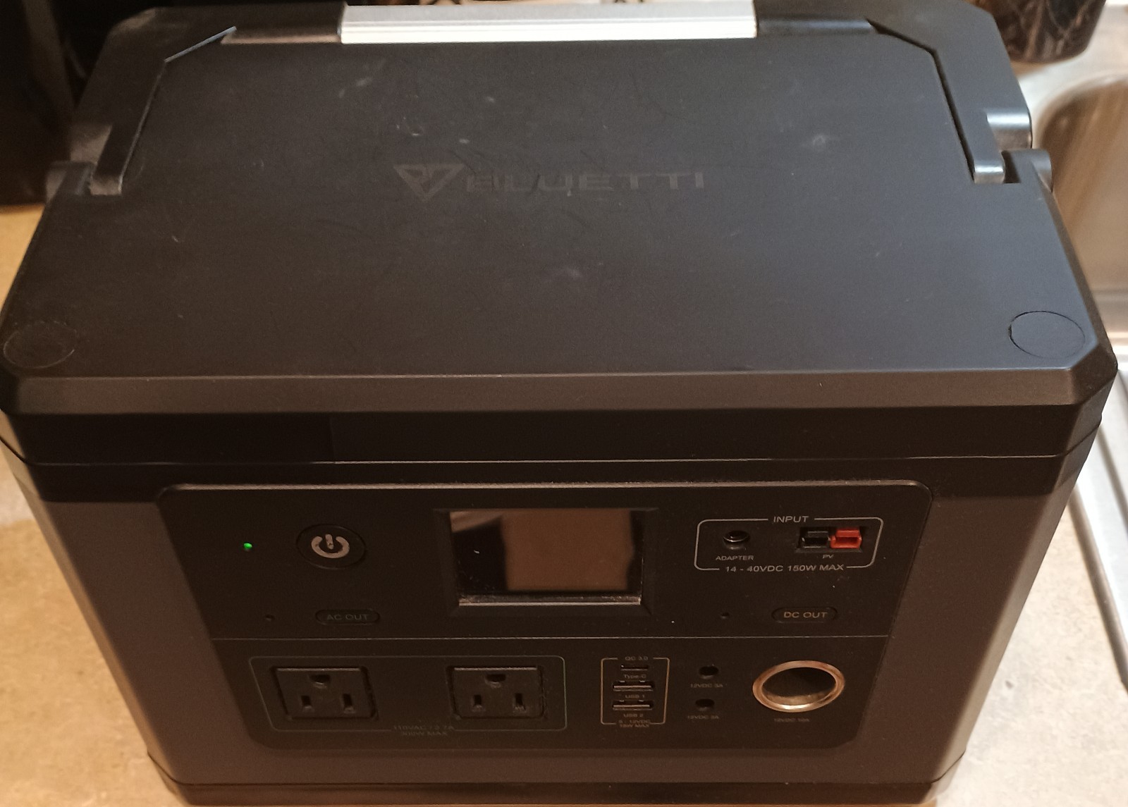 BLUETTI PS50 500Wh 300W and Pecron cart.