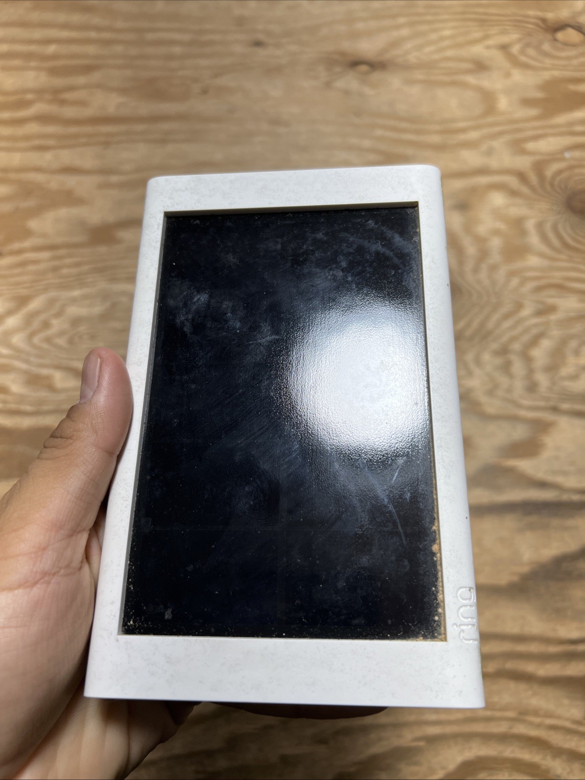 ​Ring Small Solar Panel 1.9W USB-C White for Stick Up Cam & Spotlight Cam 5F78E9