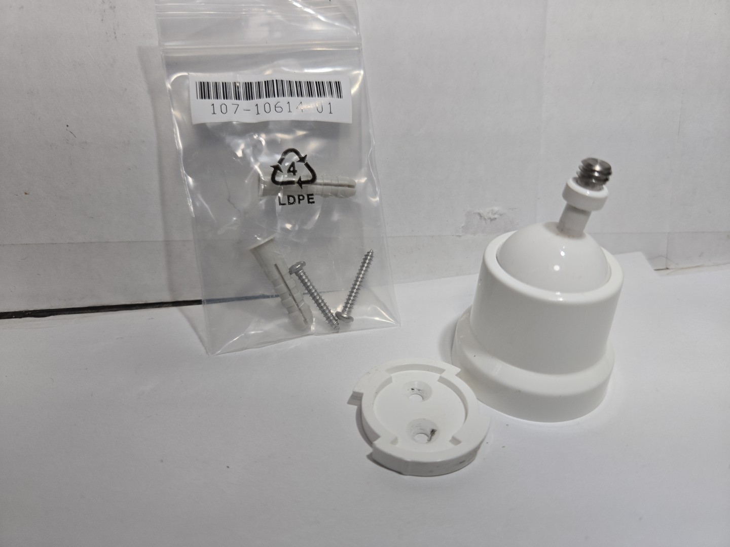 Arlo Genuine OEM Wall Mount Bracket for Arlo Cameras with Screws White
