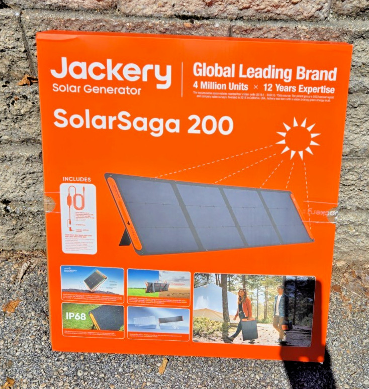 (2) NEW Jackery SolarSaga 200W Portable Solar Panels