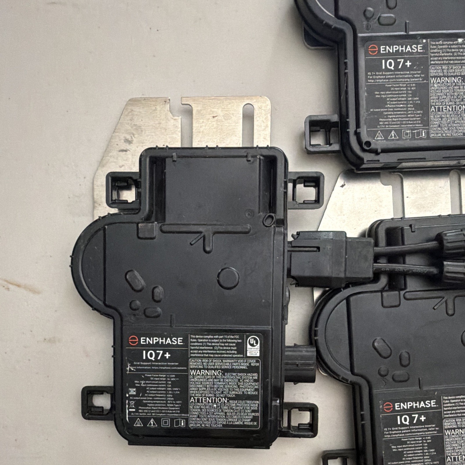 Enphase IQ7+ Microinverter Lot of 5 Grid-Tie 240V 290W IQ7PLUS-72-2-US