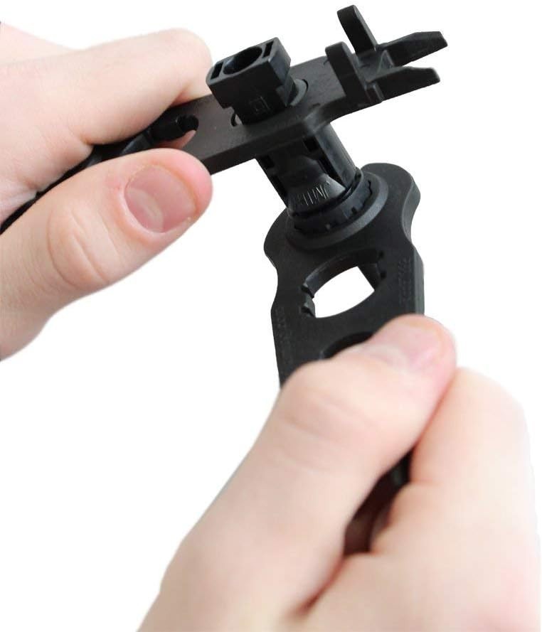 Mc4 Solar Panel Connector Male to Female Weatherproof Compatible with Renogy