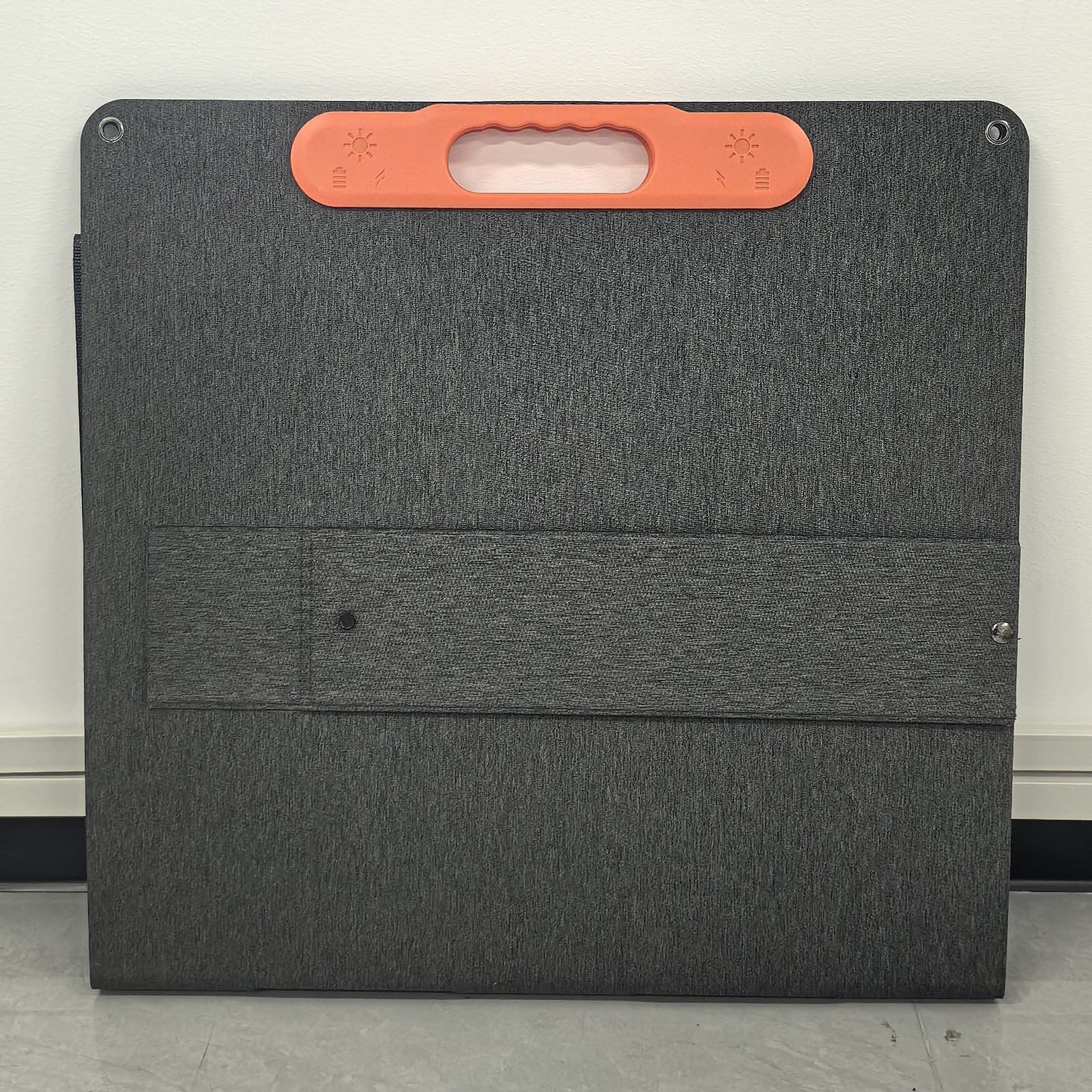 ECOBOSS Folding Photovoltaicsolarpanels for The Production of Electricity