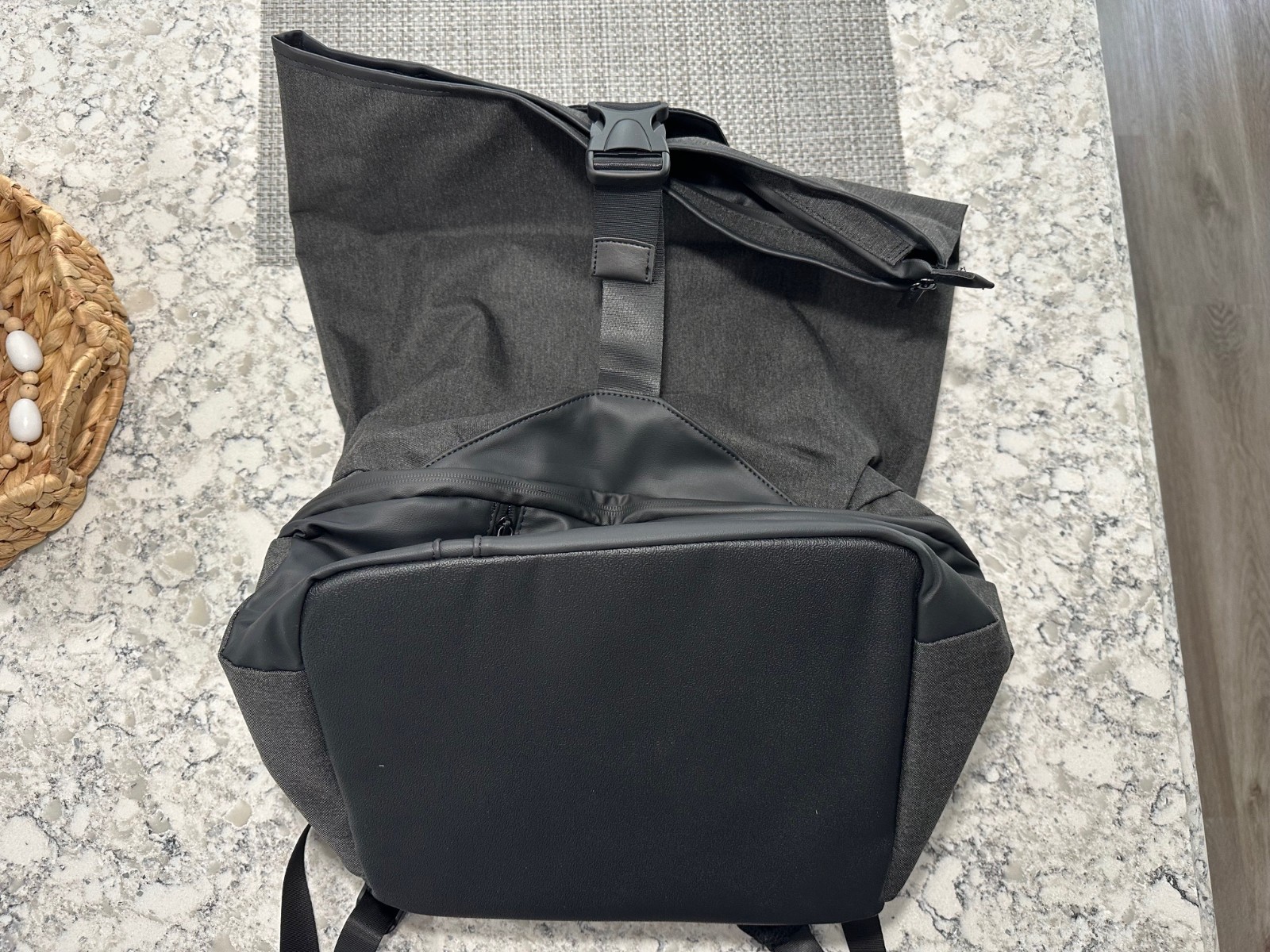 New EcoFlow RIVER 2™ – Waterproof Backpack • Travel Bag – Bluetti Jackery