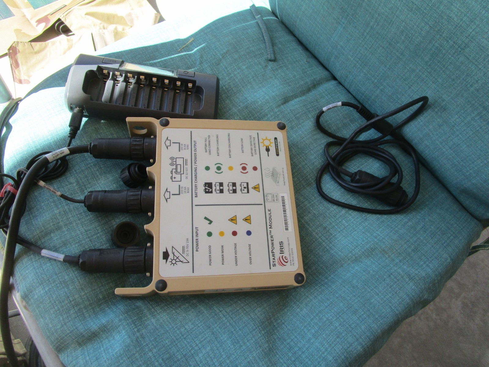 Portable Solar Kit w/ 2 Panels and 12V Cell Inverter-Iris Technology SPACES II