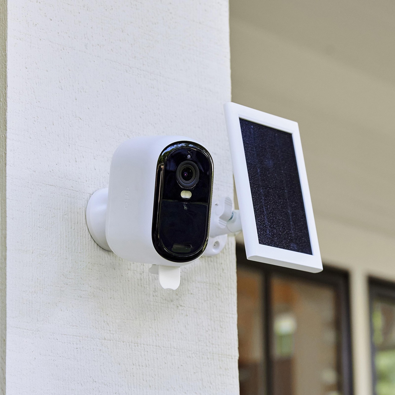 Arlo Essential Solar Panel Charger 2nd Gen White (VMA6600)