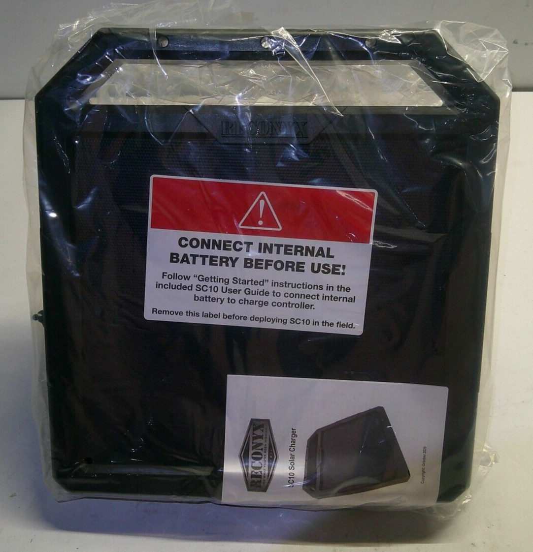 Reconyx 10 Watt Solar Charger and Internal 12 V Lead Acid Battery SC10. L5Q Kit