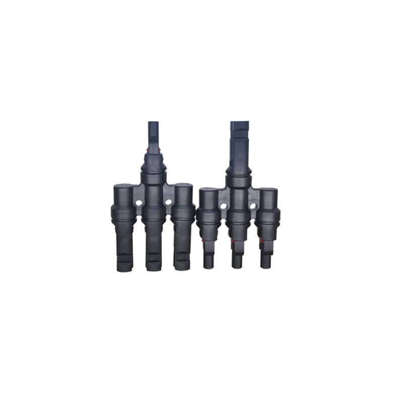 Solar Panel Connectors IP67 Waterproof Y/T Type / Straight Photovoltaic Plug