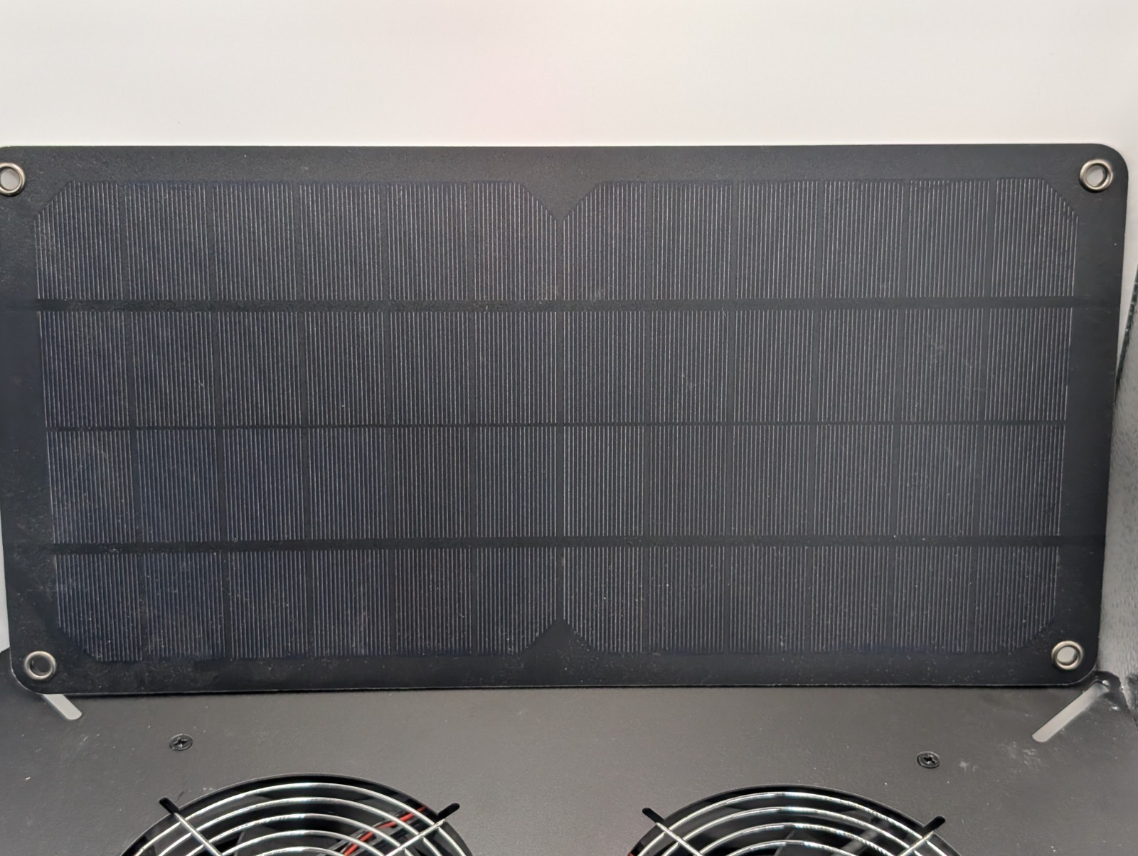 Solar Powered Dual Fan Ventilation System with Solar Panel – Excellent Condition