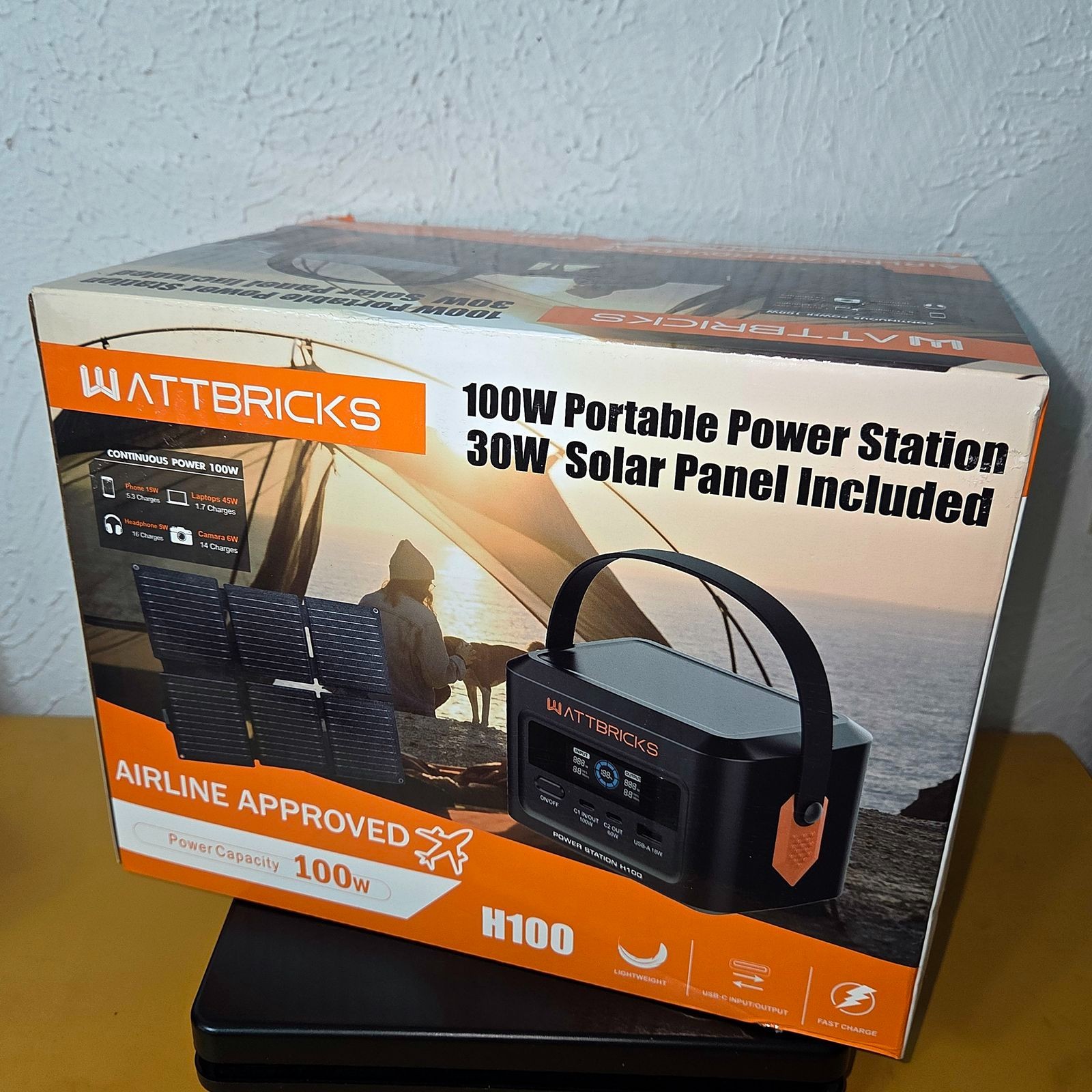【NEW】WATTBRICKS ENERGY 120-WATT PEAK PORTABLE POWER STATION & SOLAR PANEL BUNDLE