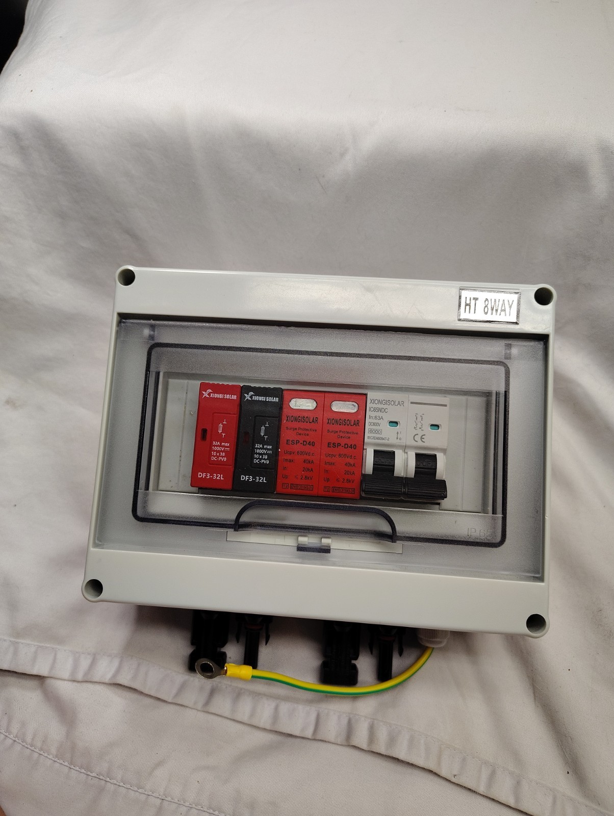 Solar DC PV Combiner Box 600V 1 String 15A Fuse 63A Breaker On/Off Grid