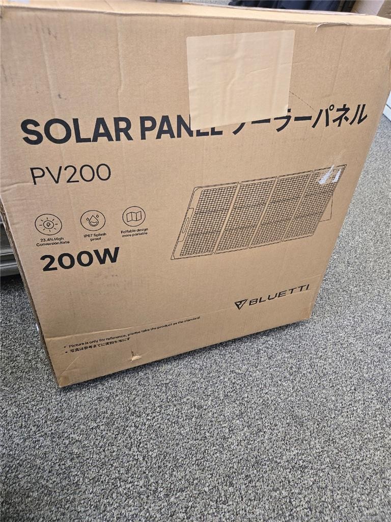 == BLUETTI 200W Solar Panel Foldable Portable Power Panel for Camping PV200