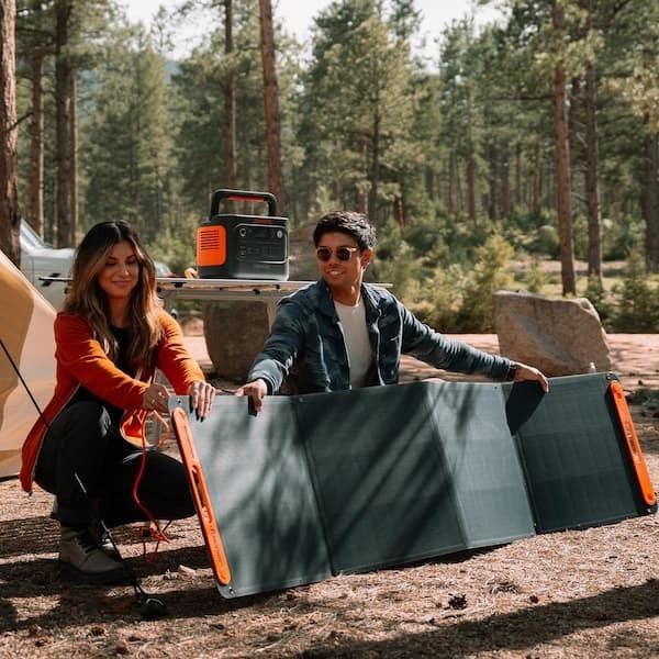 Jackery SolarSaga 200 200W Foldable Portable Monocrystalline Waterproof MC4