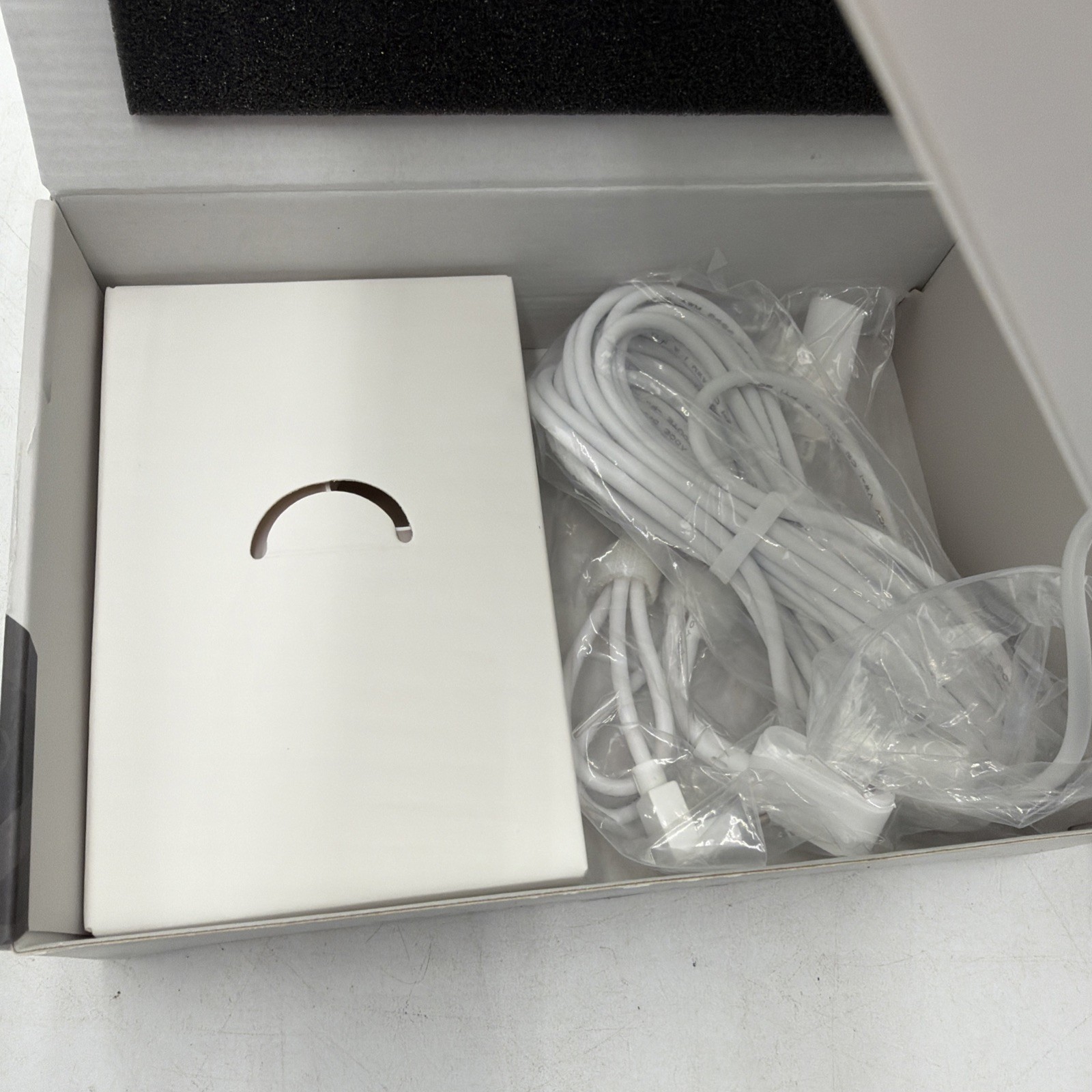 Wyze WSP2W Outdoor Security Camera Solar Panel White
