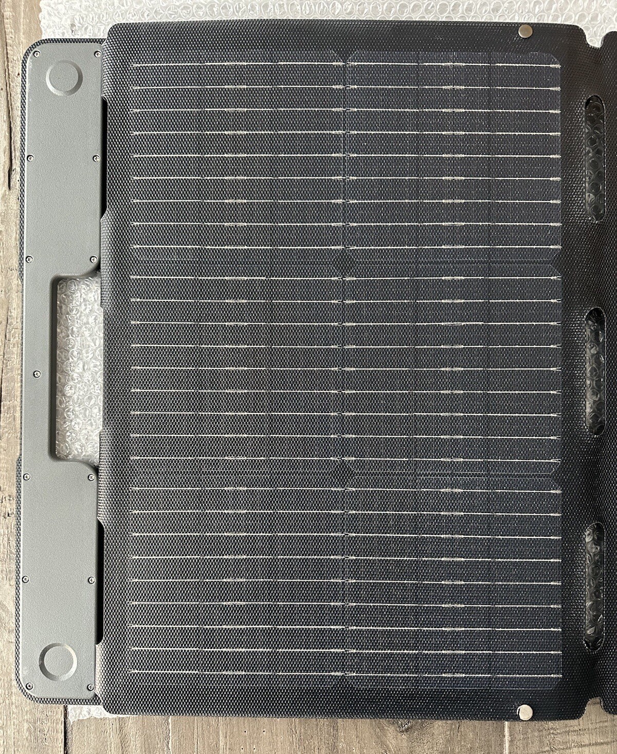 Green Pulse 120W Solar Panel Model GP-SOP001 Portable & Foldable For 300W/500W/