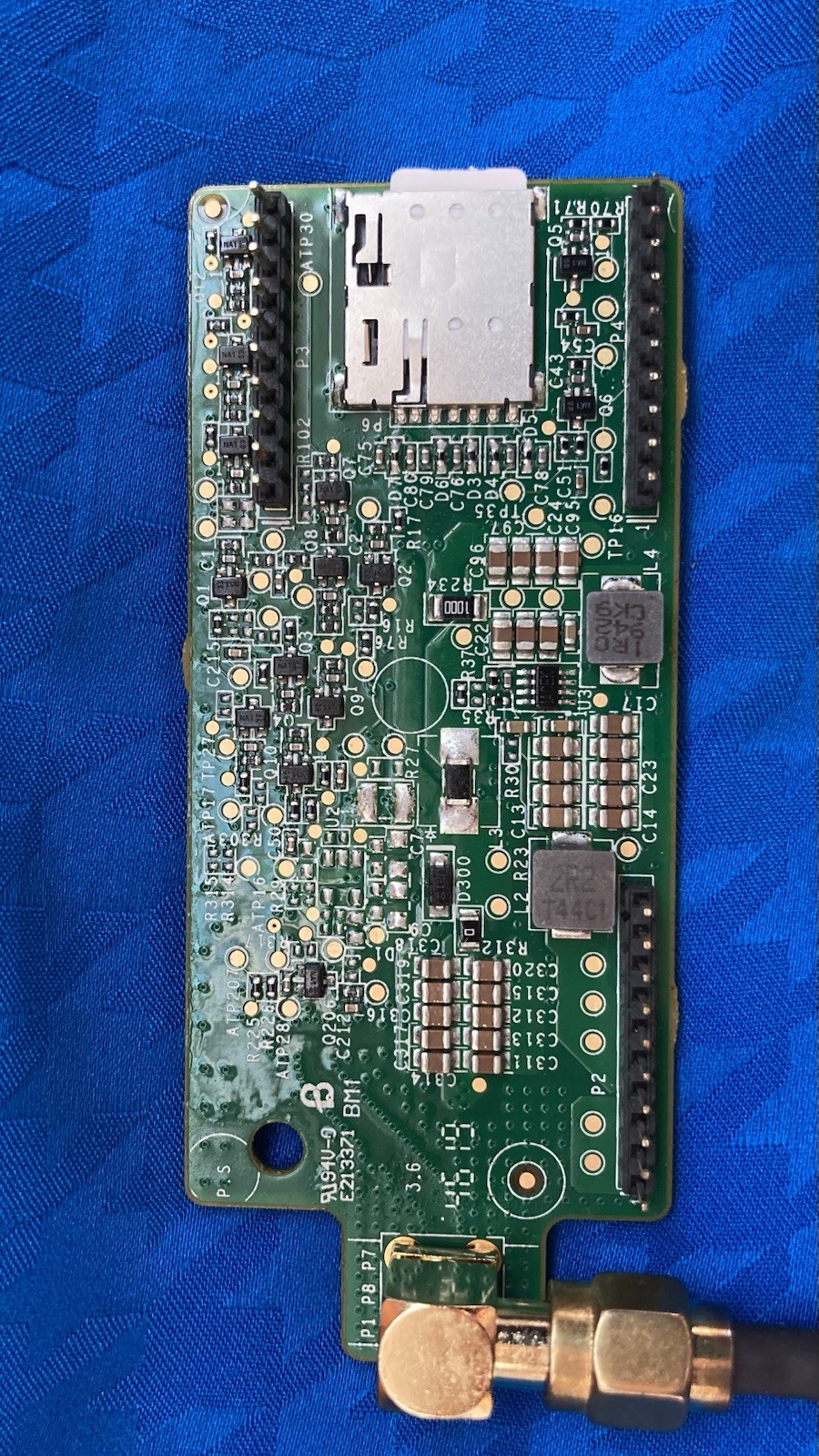 USED Solar Edge SE-CELL-B-R05-S-S2 Cellular Plug-in Kit Sim Card & Antenna