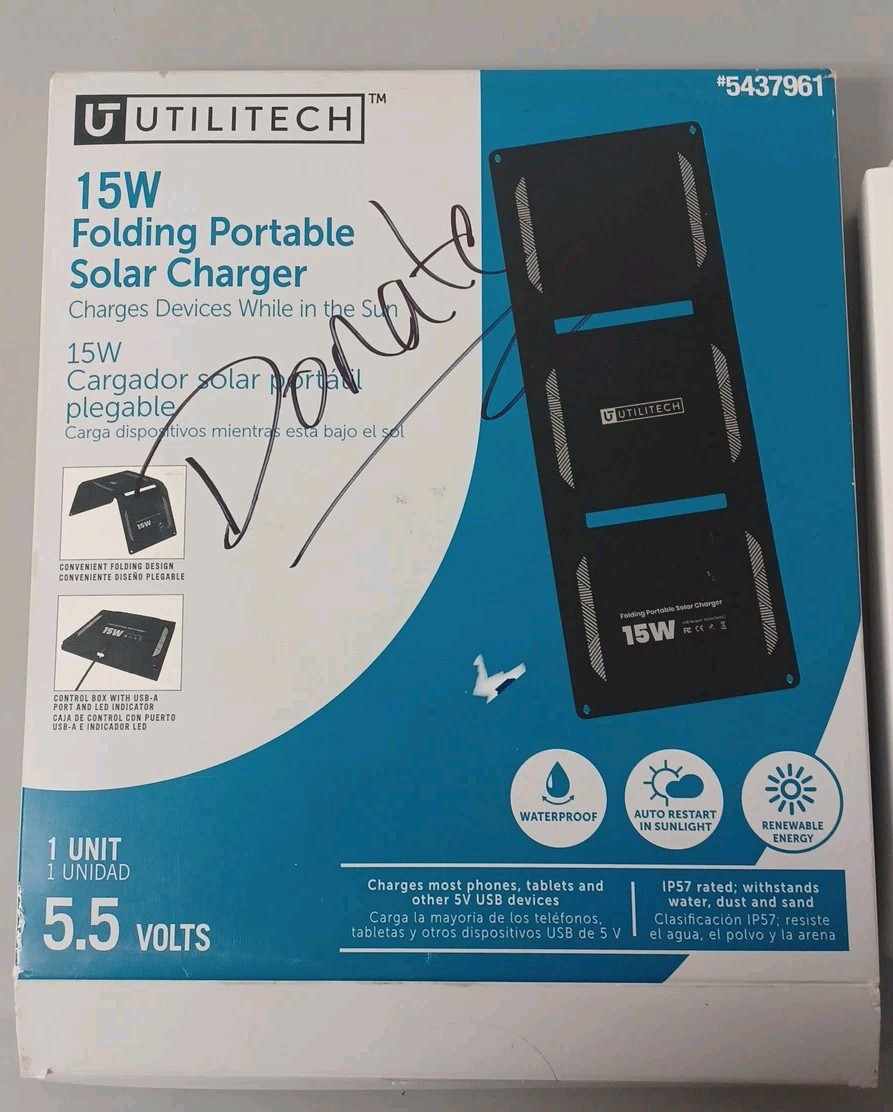 Utilitech 15W Folding Portable Solar Charger