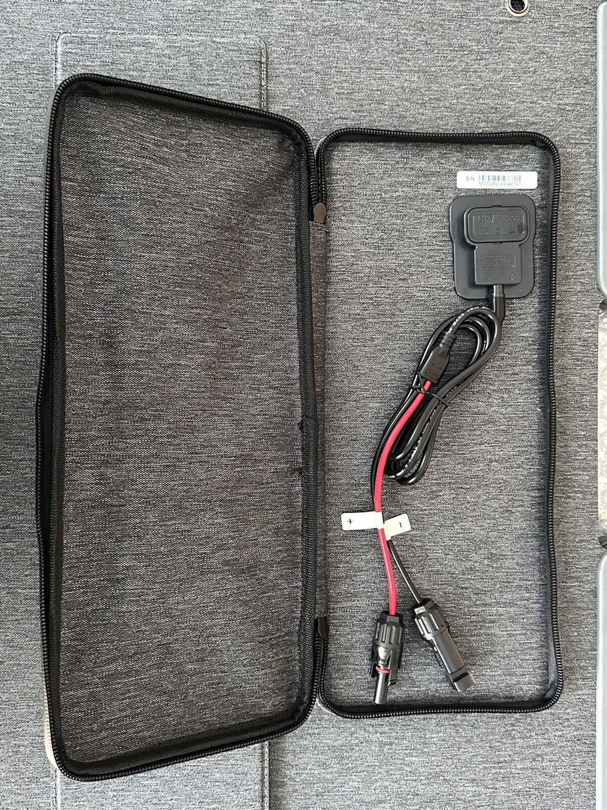 Green Pulse 120W Solar Panel Model GP-SOP001 Portable & Foldable For 300W/500W/