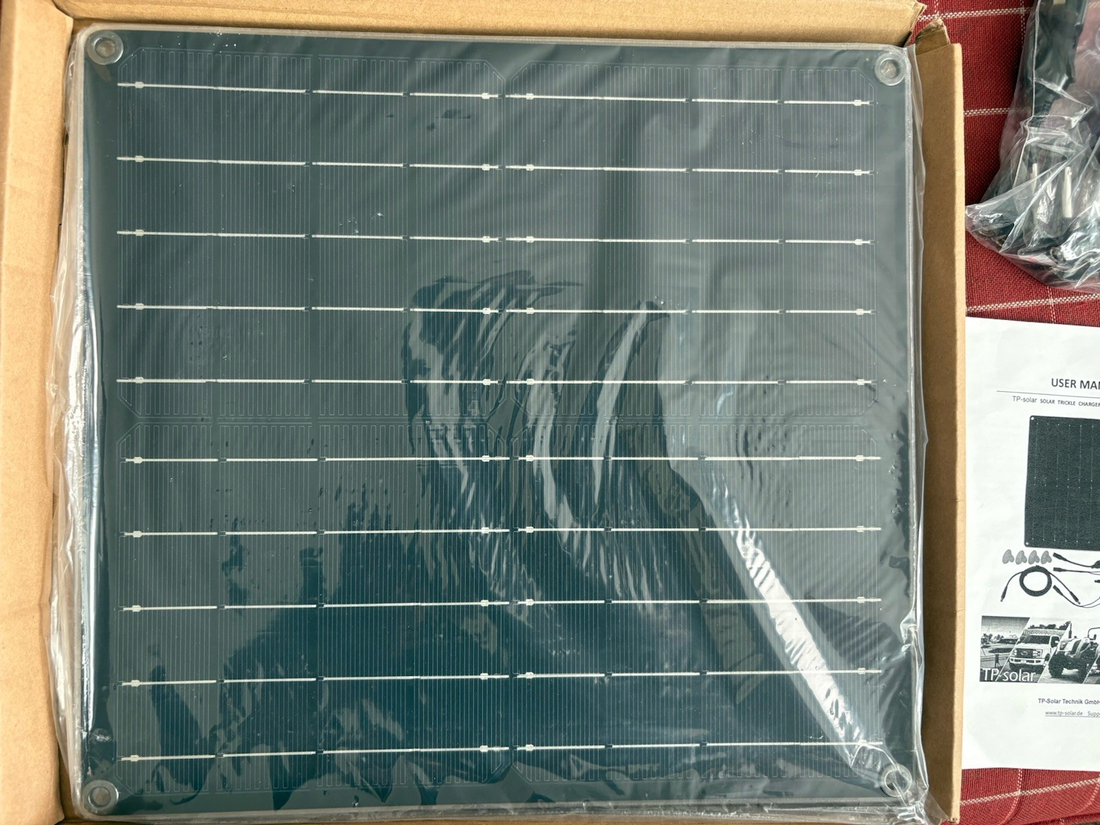 TOPSOLAR TOPCSC-20B 20 Watt 12 Volt Solar Trickle Charger 20W 12V Solar Panel
