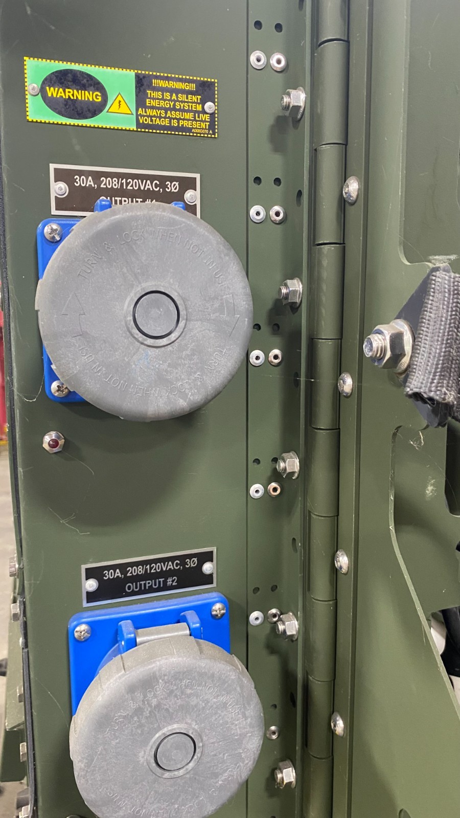Mobile Electric Hybrid Power Sources – Military – Model # MEHPS – W/ Solar Panel