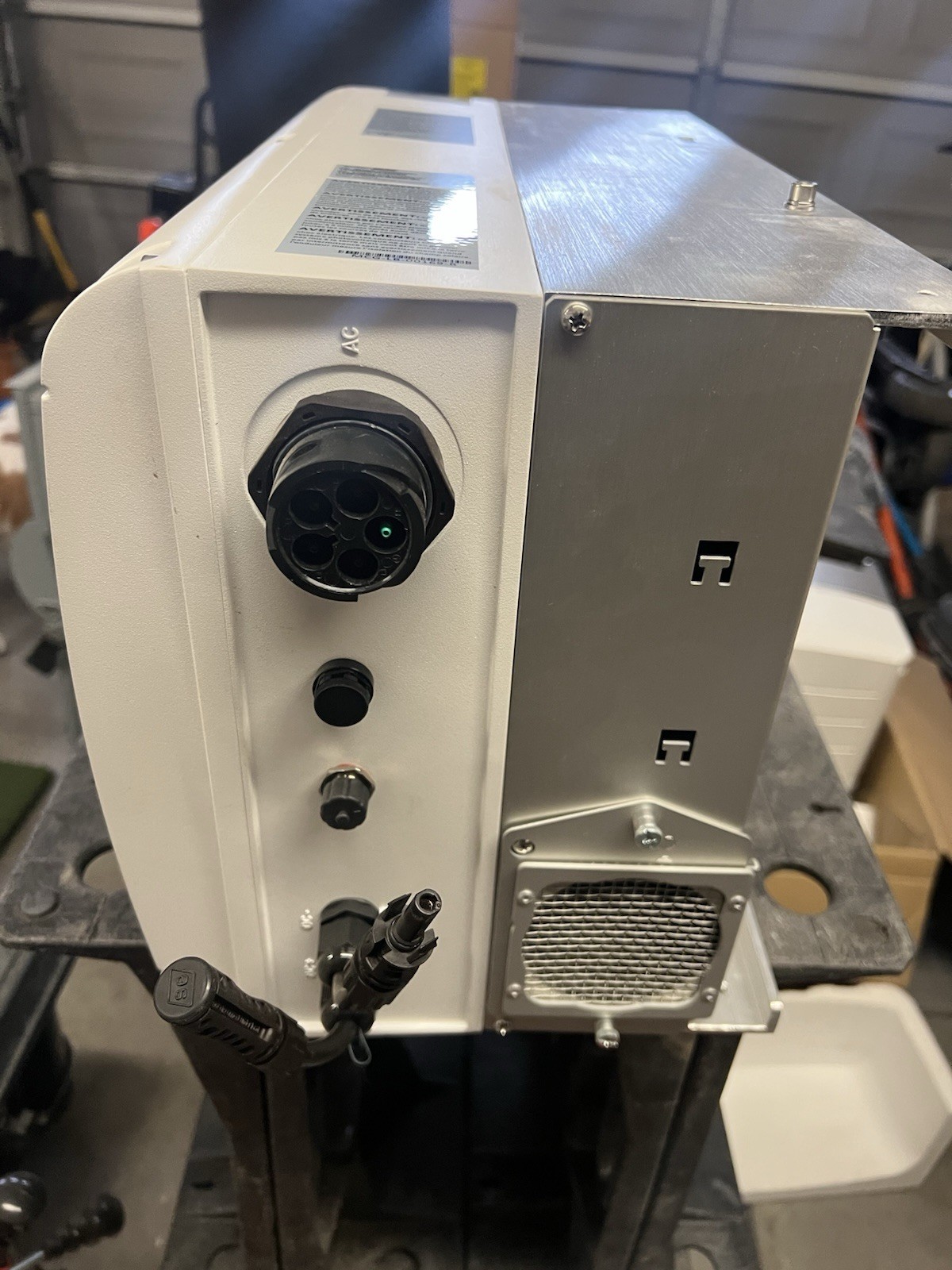 SOLAR INVERTER