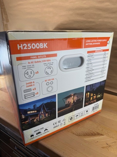 WATTBRICKS H2500BK Portable Power Station 2500W Continuous Power