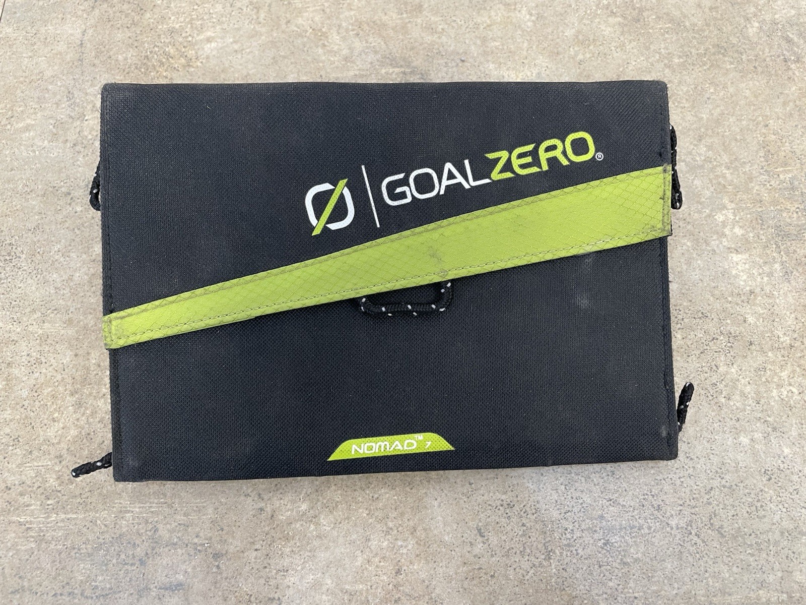 Goal Zero Nomad 7 Portable Foldable Weatherproof Solar Panel 12V 10-19W Camping
