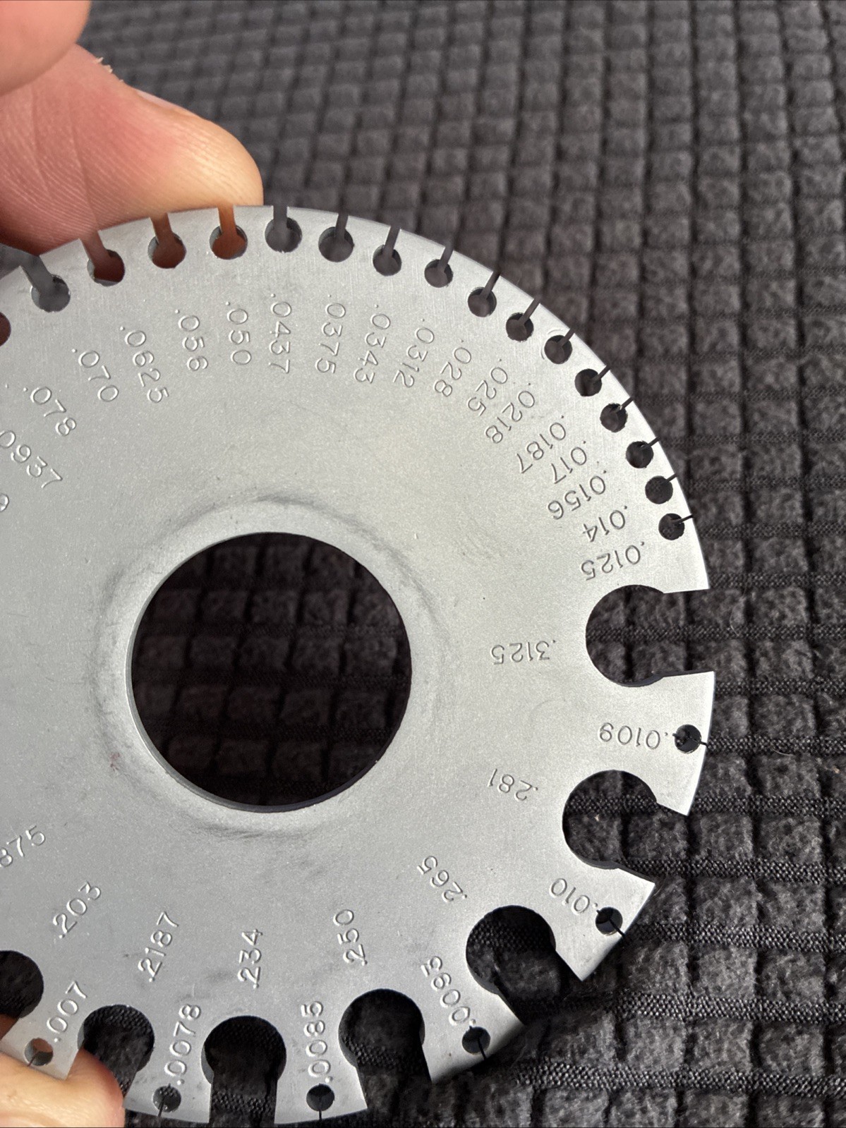 US Standard Gauge for Sheet & Plate Iron & Steel .