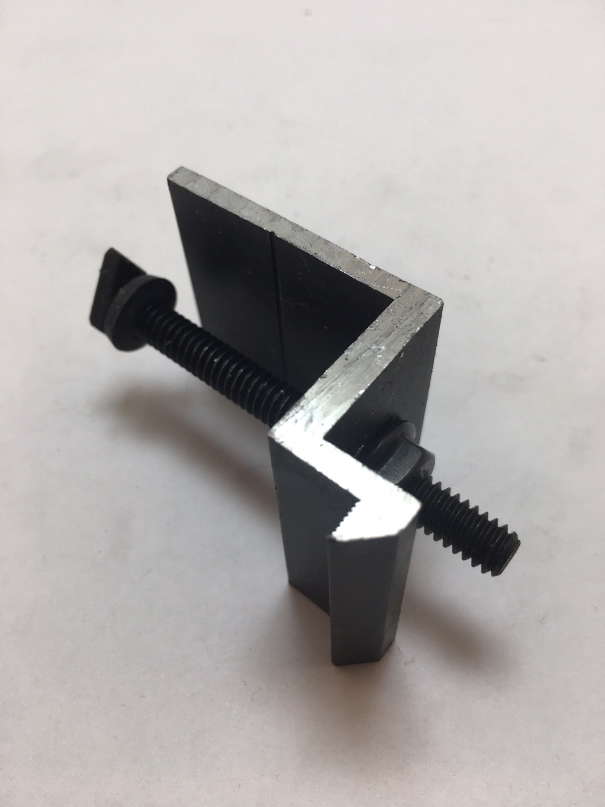 Lot of 4 UniRac 302025D Solar Mount End Clamps F 45-47 mm Dark Finish