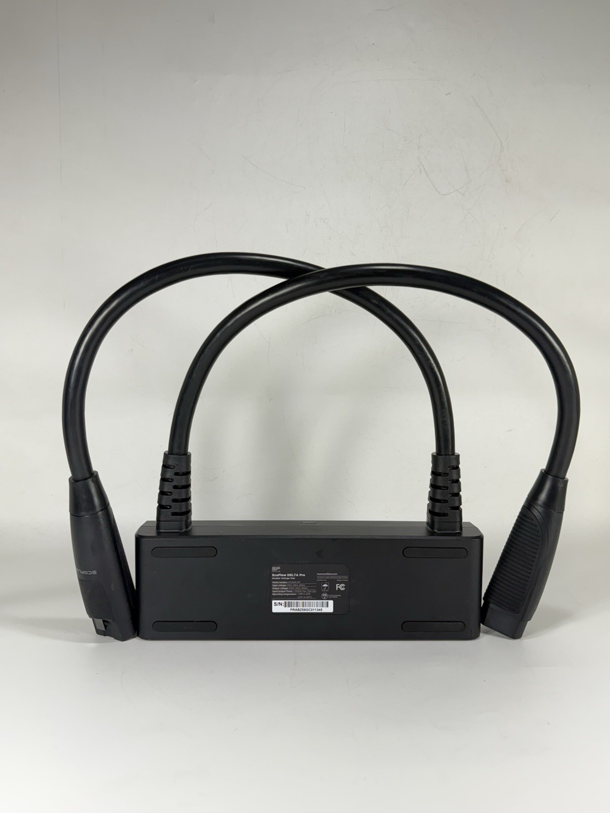 EcoFlow Double Voltage Hub for DELTA Pro Portable Power Stations