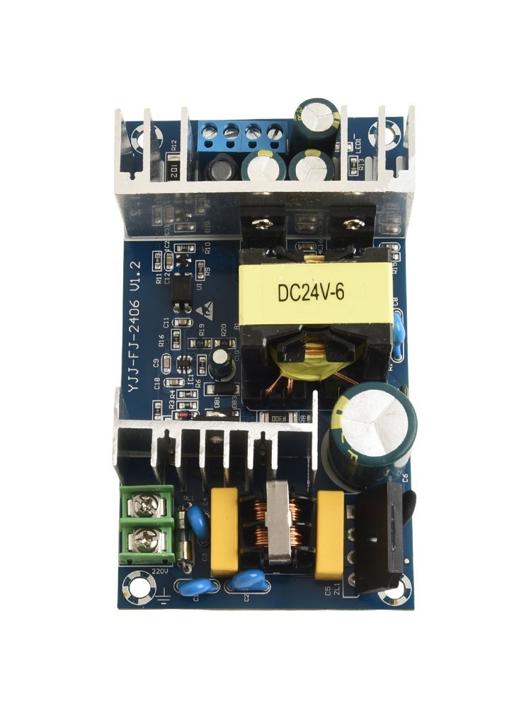 Power Supply Module with Short Circuit Protection and Heat Dissipation