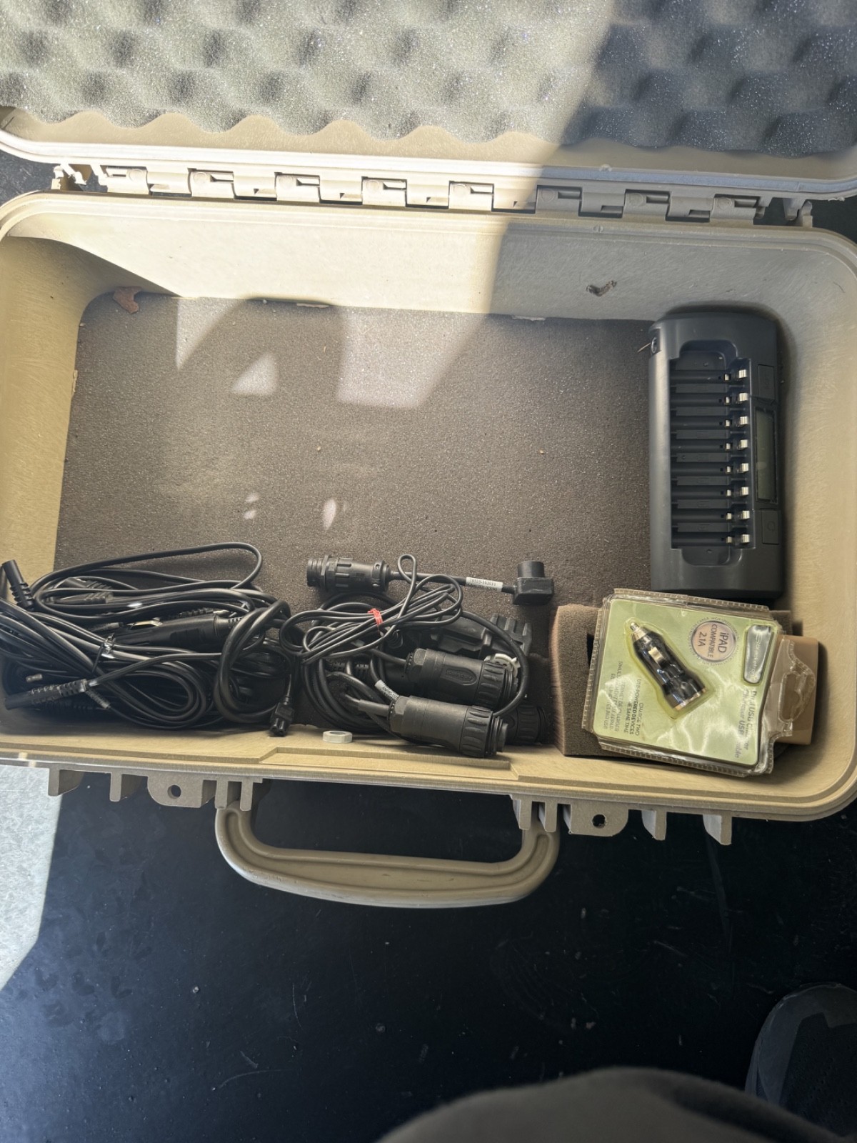 Iris Technology SPACES II Kit Portable Military Solar Energy Field Power 78535