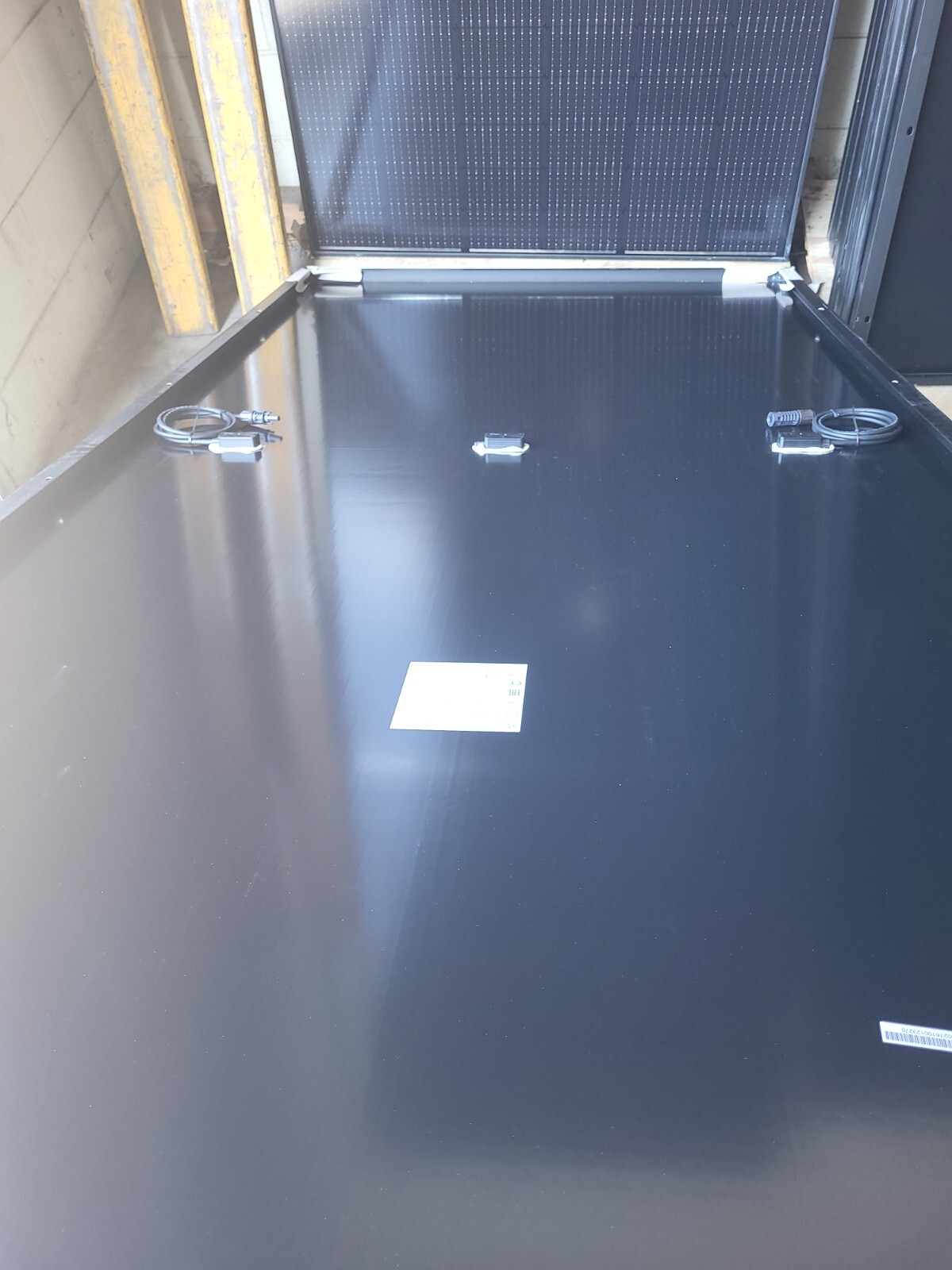 LA SOLAR 550W BLACK ON BLACK Solar Panel