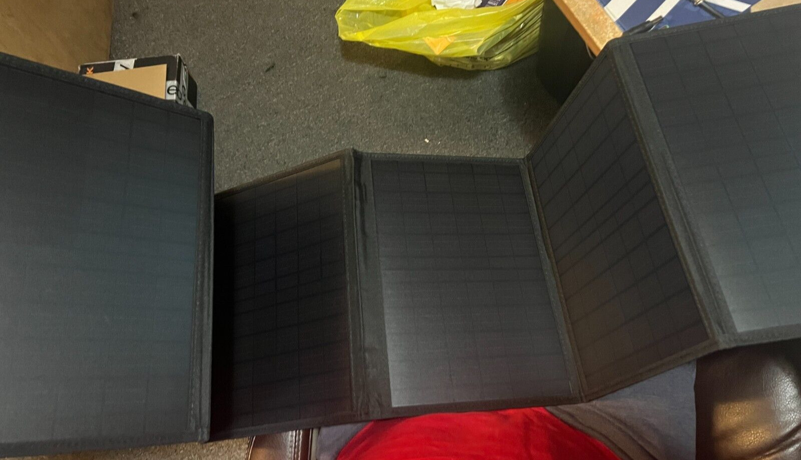 KESHOYAL FOLDABLE SOLAR PANELS—60W PORTABLE PANELS—–5V USB—–18 V DC