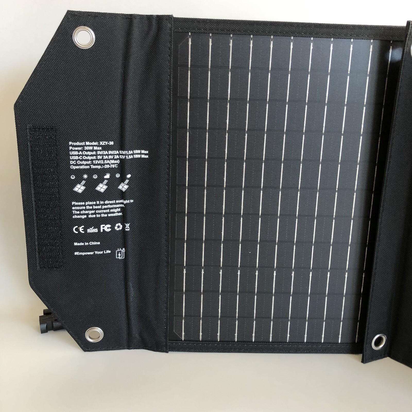 Mesuvida Portable Foldable 30W 12V/2.5A Solar Panel Charger For Outdoor XZY-30