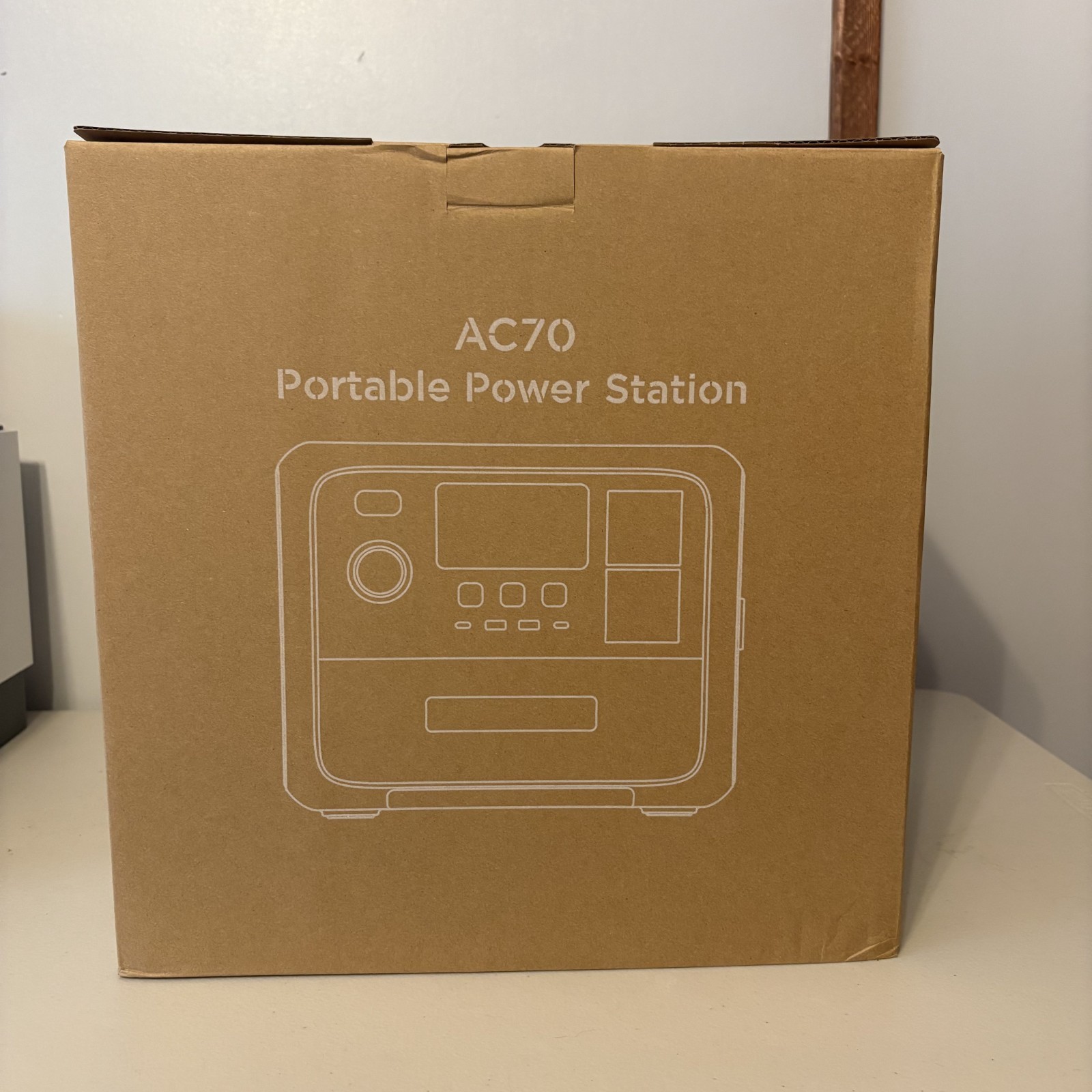 BLUETTI AC70 Portable Power Station 768Wh LiFePO4 1000W – Open Box – Tested Only