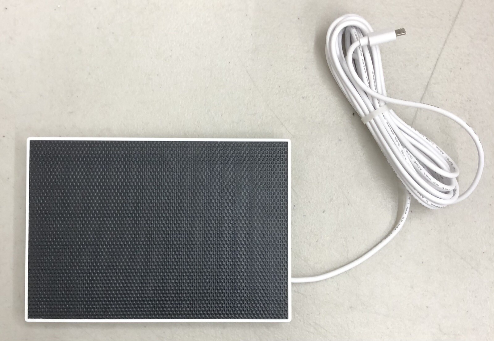 Wyze WSP2W Solar Panel – White – READ DESCRIPTION