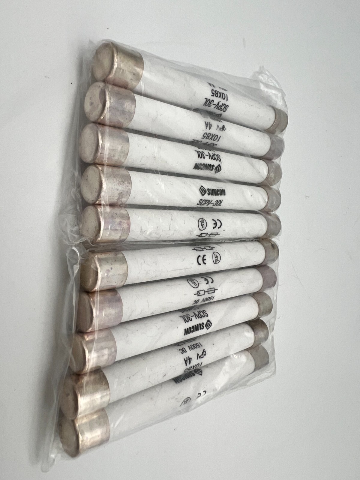 Solar PV in-line fuse 1500v 4A and / or 6A 10mm x 85mm UL listed