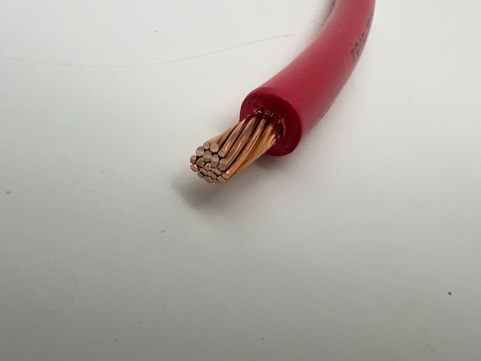 Solar PV 6 AWG cables black and red 19 strands copper wire UL listed made in USA
