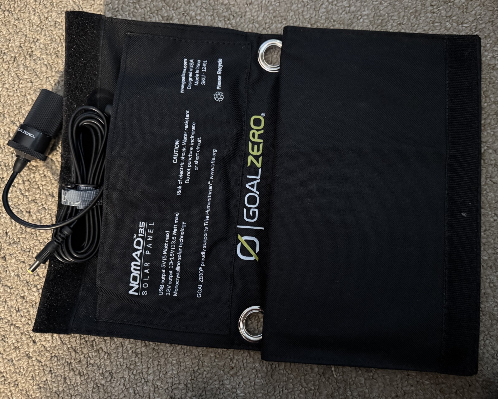 Goal Zero Nomad 13.5 W Solar Power Source