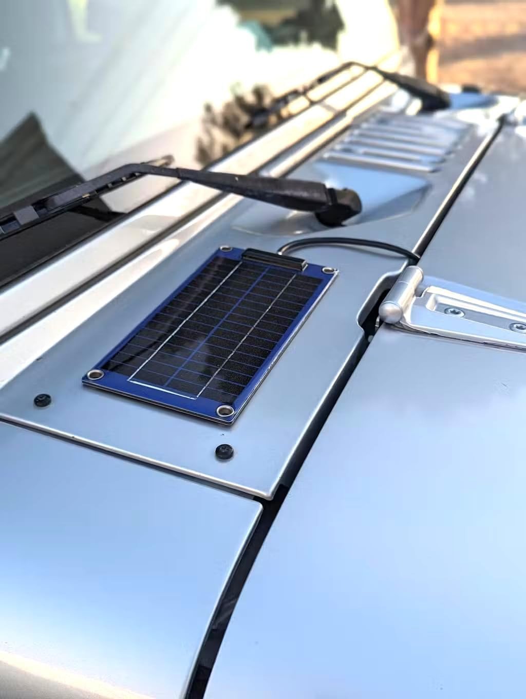 Solarpulse 3W Solar Battery Charger and Maintainer