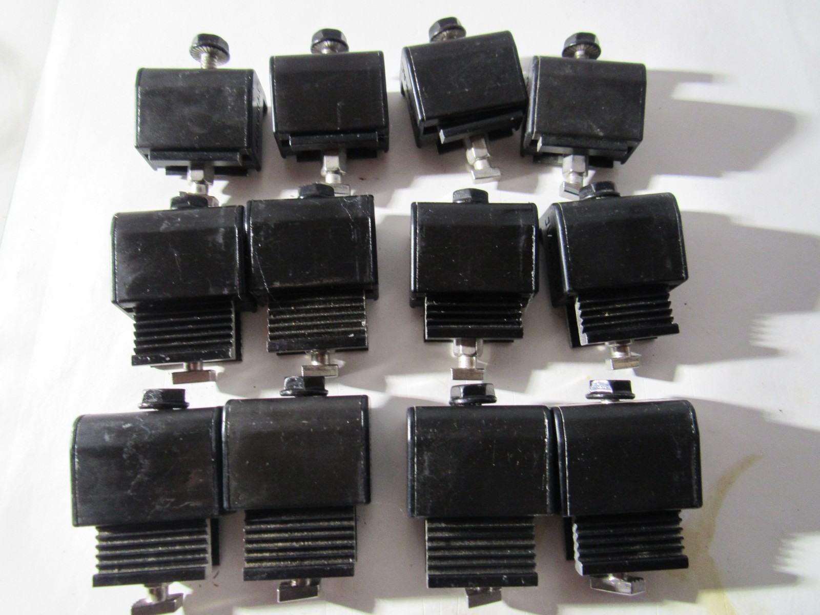 Lot of 12 UniRac 302050D Solar Mid Clamps Universal Black