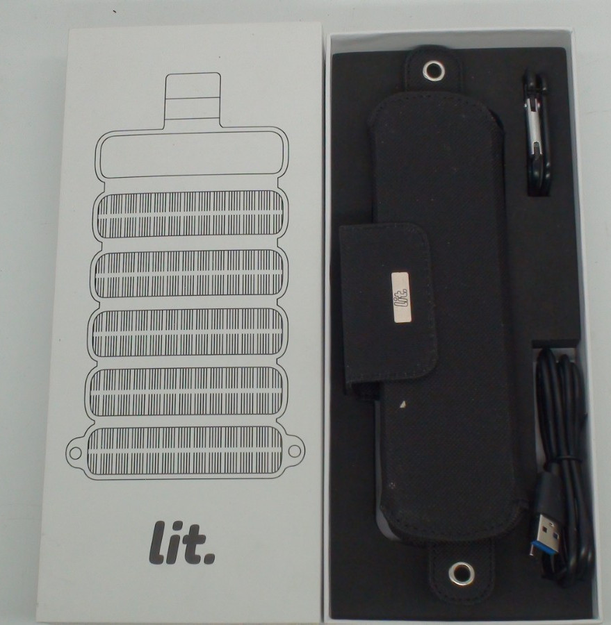 RoHS Solar Charging SV/1000mA(In Full Sunshine 5V/3A Battery 2000Ah