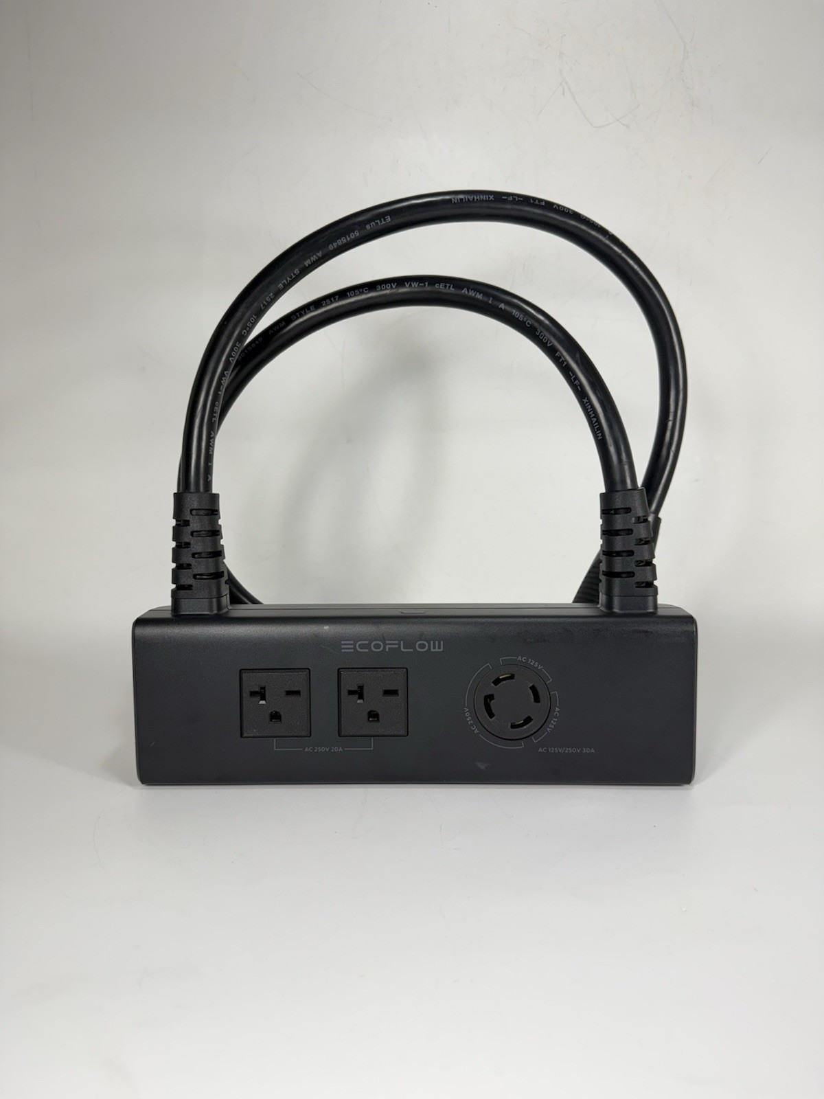 EcoFlow Double Voltage Hub for DELTA Pro Portable Power Stations