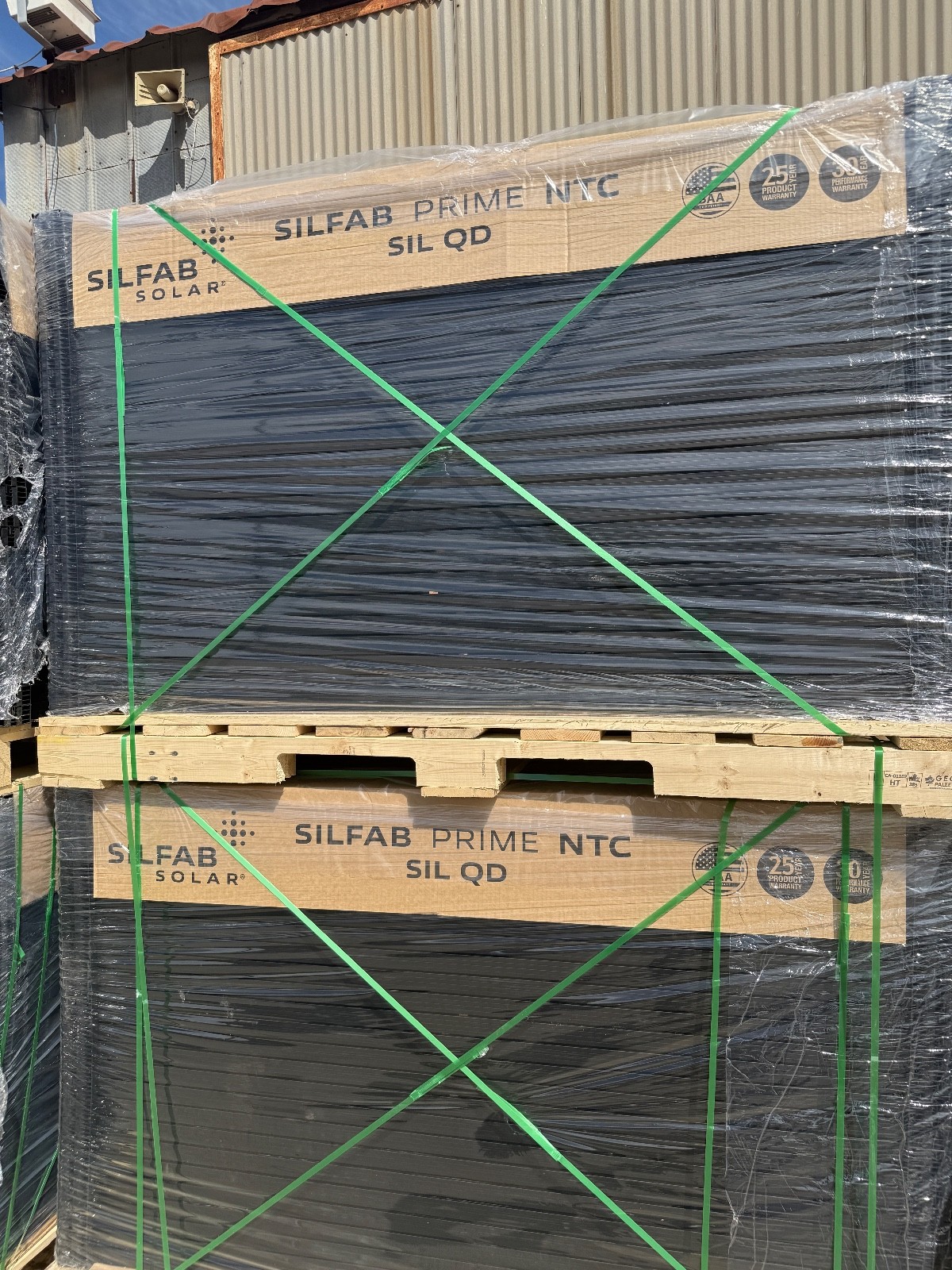 Silfab Solar Solar SIL-440 440 Watt solar panels. 1200 in stock New MADE IN US