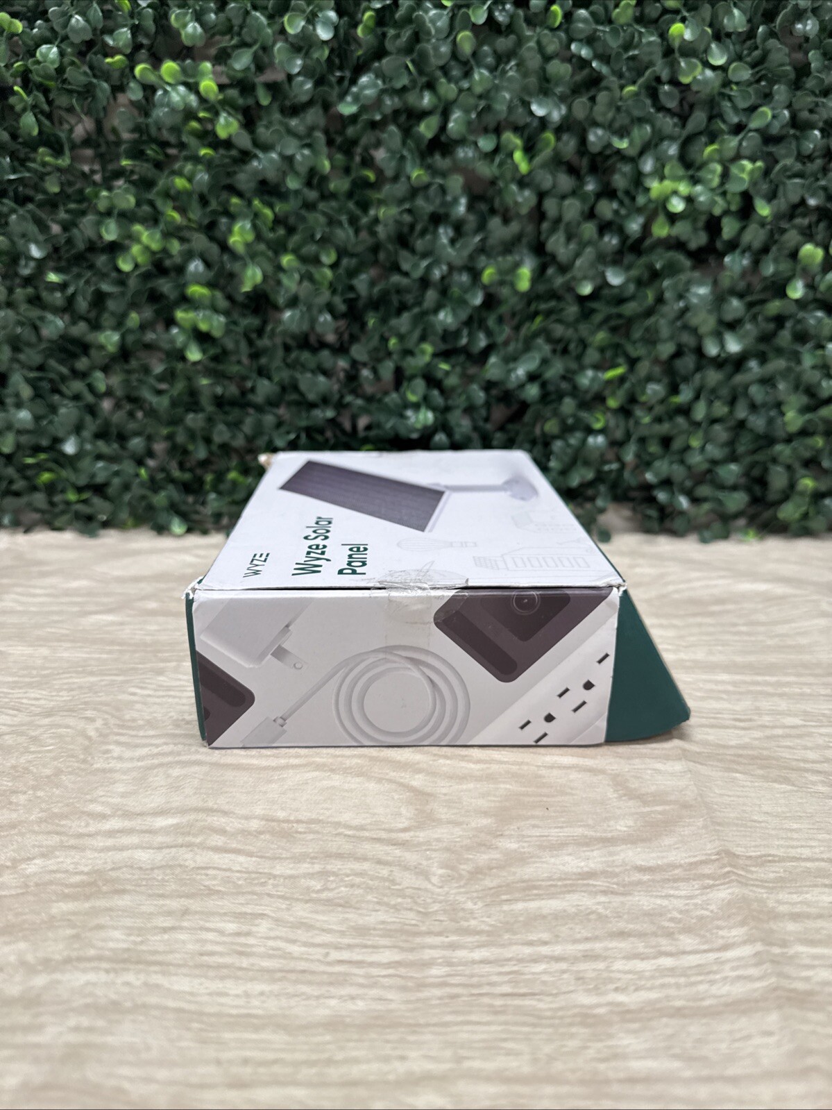 Wyze WSP2W Solar Panel – White – New – Open Box