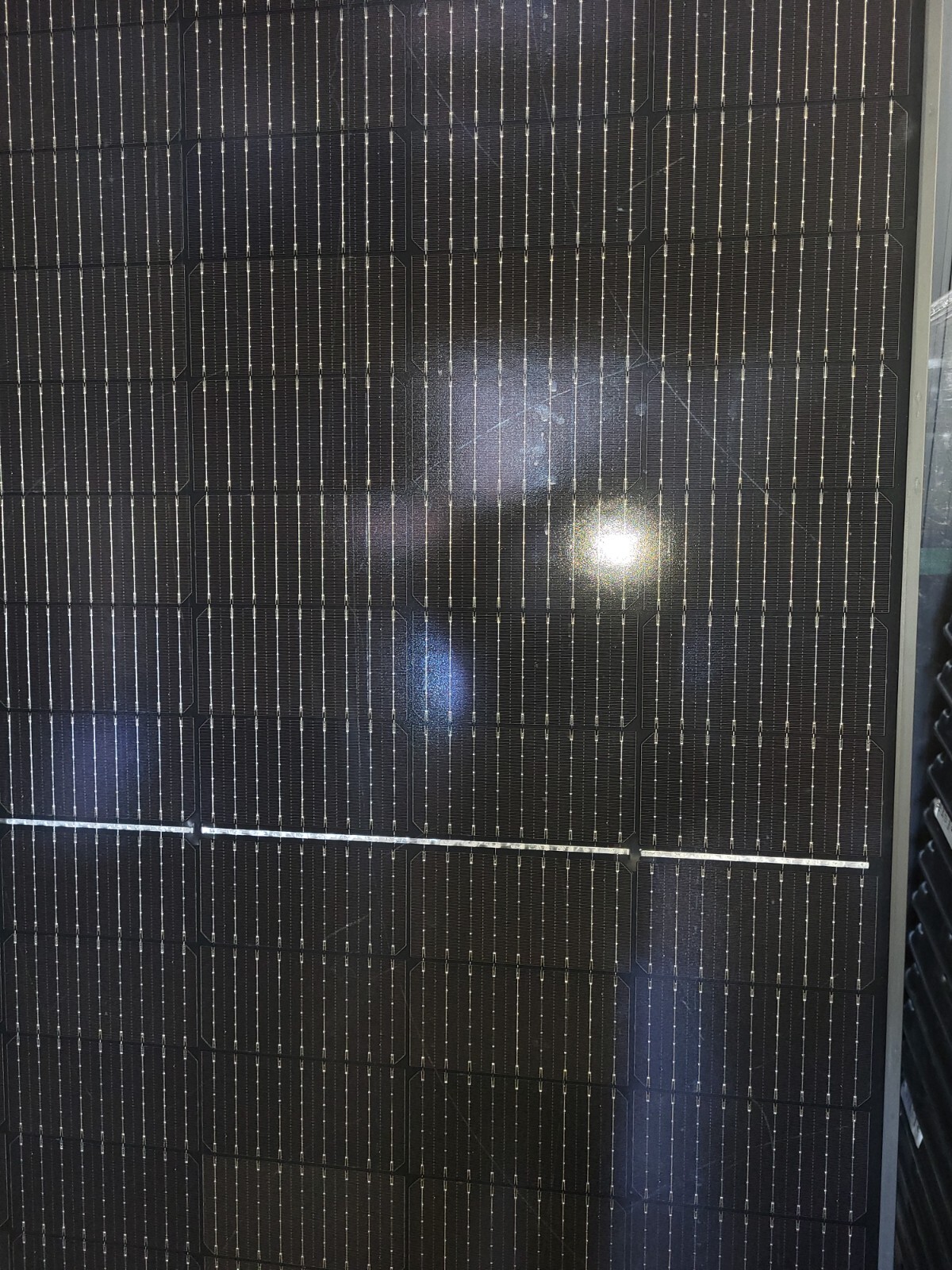 LA SOLAR 450W BLACK ON BLACK Solar panel