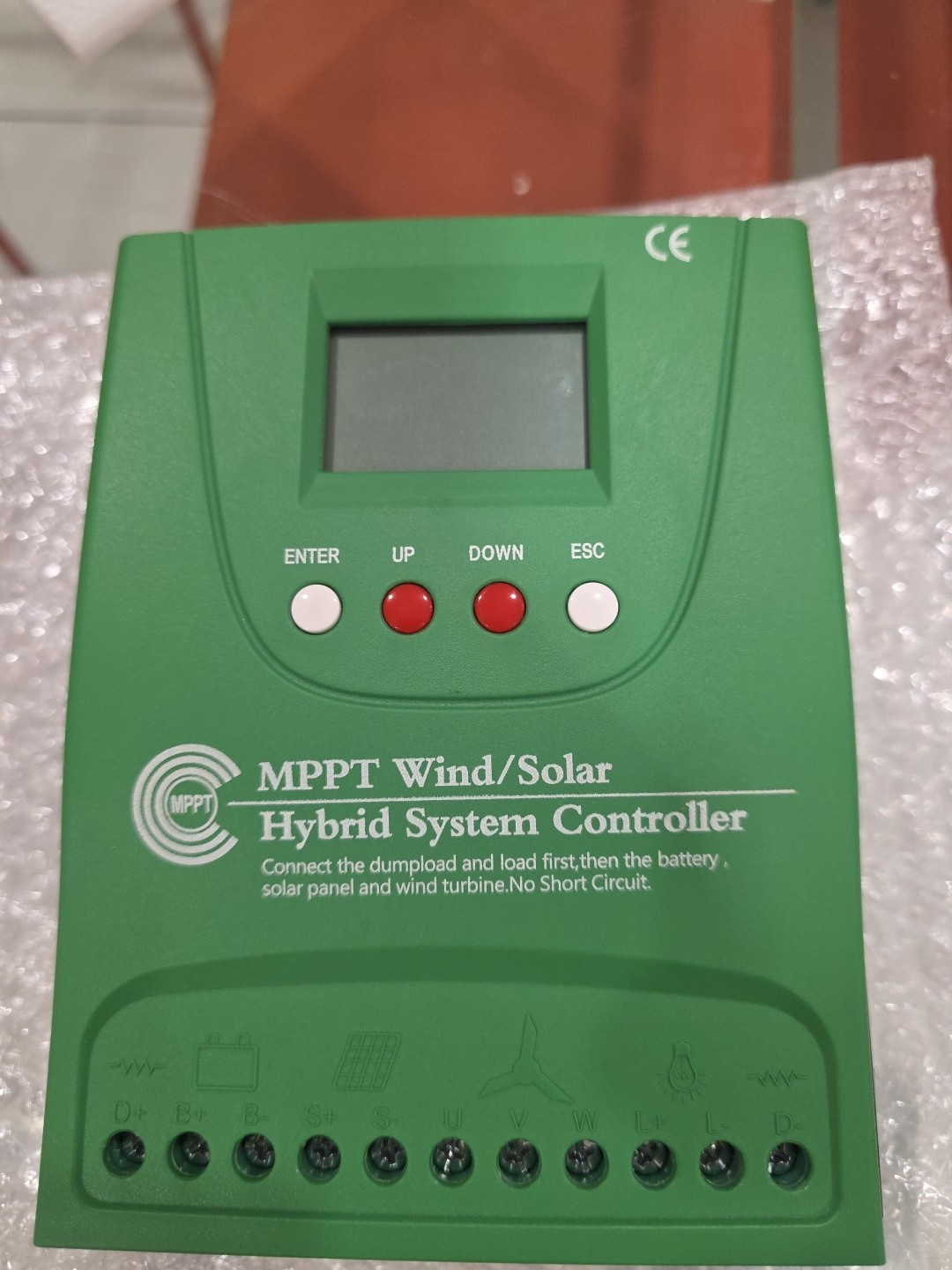FOUF Wind Solar Hybrid Charge Controller GPI48280 2800W 24V/48V MPPT LCD
