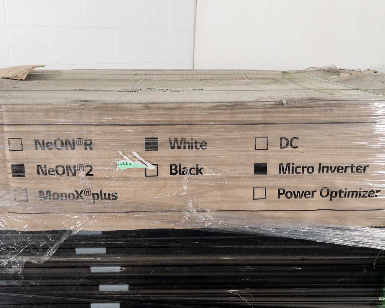 LG LG365M1C-N5(AA) NEON 2 Solar Panel 365 Watt with built in LG Microinverter